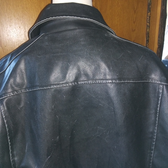 Leather Jacket - Picture 4 of 6